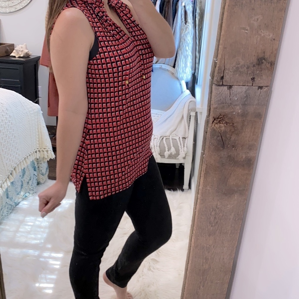 Michael Michael Kors size large red and black modern print top - Picture 3 of 7
